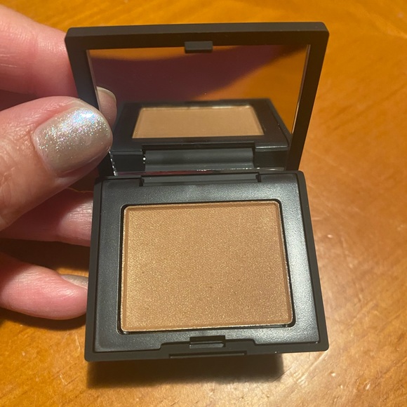 NARS Bronzing Powder Laguna - Picture 5 of 14